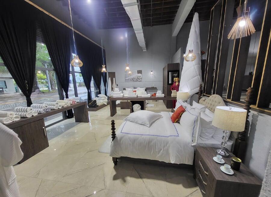 Miami Warehouse and Showroom visual 5